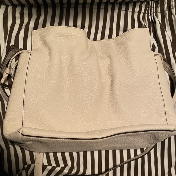**Rare** Henri Bendel Cinched Bucket Bag in Birch, pebbled leather. BRAND NEW - Picture 10 of 11